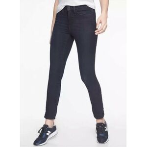 Athleta Sculptek Dark Wash Stretchy Skinny Jeans Size 4